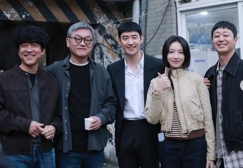 活動其中一大亮點，是李帝勳化身《模範計程車》金道奇角色，透過「彩虹運輸幸福代辦服務」替粉絲完成心願。（圖／翻攝自李帝勳IG）