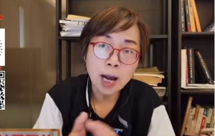 黃智賢說她要為「脫北者」鼓掌,這是人生進步的成長(圖/翻攝自黃智賢夜問YT)