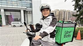 馬國畢分享外送的工作照片。（圖／翻攝自臉書）