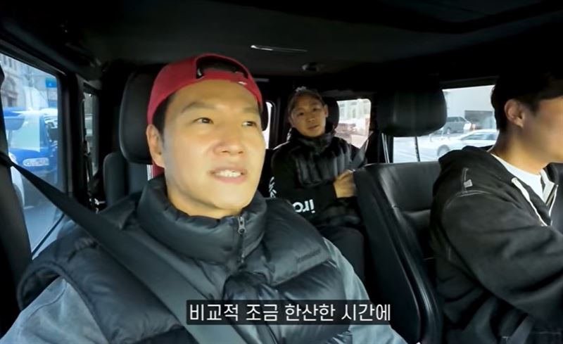 金鐘國近日透過個人YouTube頻道更新健康狀態，證實罹患「前庭神經炎」，屬於內耳前庭神經發炎，會導致嚴重暈眩與平衡感失調。（圖／翻攝自김종국GYM JONG KOOK YT）