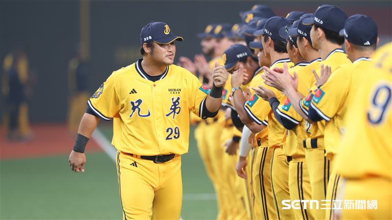 中華職棒37年,中信兄弟一壘手陳俊秀。(圖/記者劉彥池攝影)