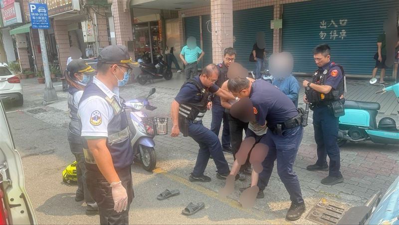 新/瘋漢持劍闖校園!1民眾受傷送醫