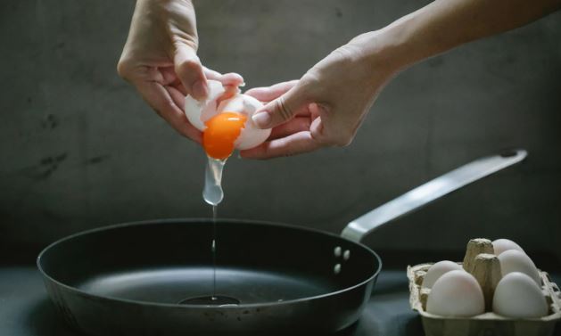 煎荷包蛋有公式!日廚師曝「油醬神組合」