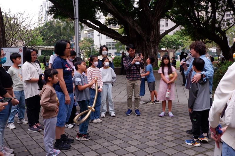 活動融合赤峰街在地歷史導覽,進一步認識大同區的人文特色與街區故事。(圖/主辦單位提供)
