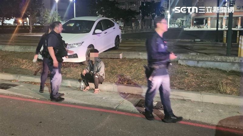 肇事駕駛經警方毒品唾液快篩試劑檢測，發現呈陽性反應。（圖／翻攝畫面）