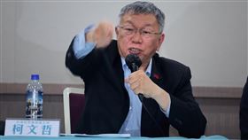 柯文哲強調無圖利貪污　記者會怒批執政黨京華城案、民眾黨政治獻金等案一審26日宣判，遭判17年徒刑的前台北市長柯文哲（圖）晚間在民眾黨記者會中強調，「我沒有圖利、也沒有貪污，我非常坦蕩」，並認為審理過程有太多政治介入，也怒批執政黨。中央社記者王飛華攝　115年3月26日