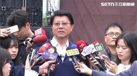 國民黨立委謝龍介出席民眾黨號召的凱道抗議。（圖／翻攝畫面）