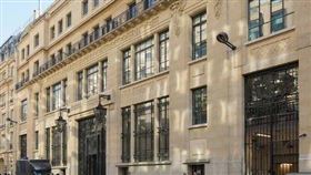 法國警方在28日凌晨於巴黎1間美國銀行外，成功阻止了1起疑似炸彈攻擊的行動。（示意圖／翻攝自Google Map）