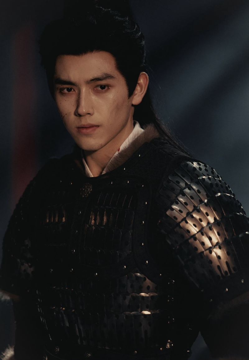 2023年陳飛宇捲入私生活風波，有多張與網紅「是亦琳啊」的親密床照在網路流傳，引發大量討論。（圖／翻攝自小查闲聊知乎）