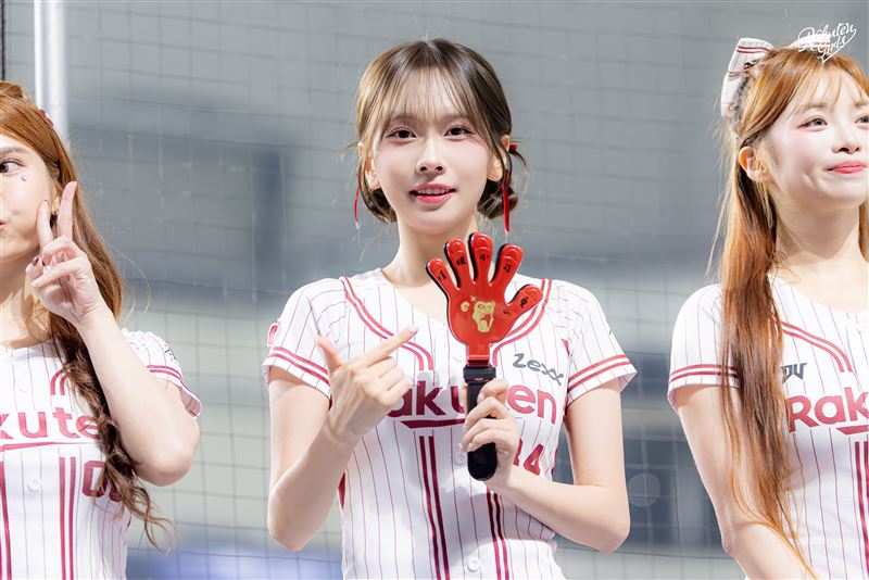 樂天女孩金佳垠（圖／樂天桃猿提供）