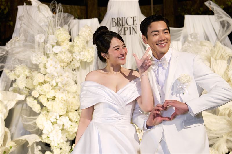 禾浩辰、吳品潔婚禮溫馨動人，小倆口與親朋好友分享喜悅。（圖／快樂成長娛樂提供）