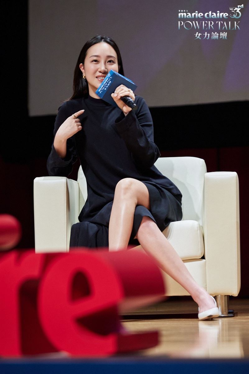 Melinda Wang王詠穎在現場Q&A中回應年輕世代對創業的提問,為觀眾帶來具體且深具啟發性的觀點。(圖/Marie Claire 美麗佳人提供)