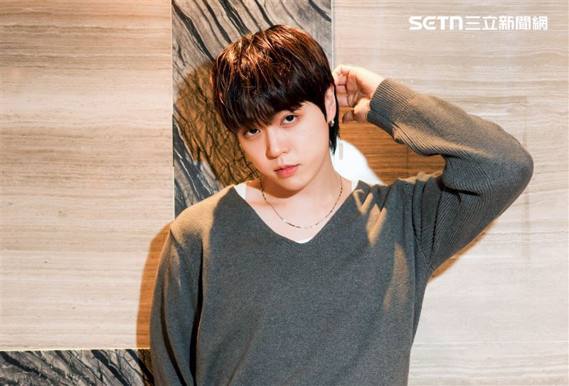 韓國創作歌手JUNNY日前來台開演唱會。(圖/記者鄭孟晃攝影)