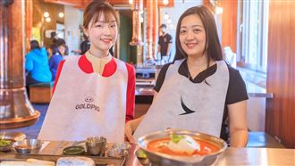 亞洲萬里通哩程生活圈　金豬食堂保證席次