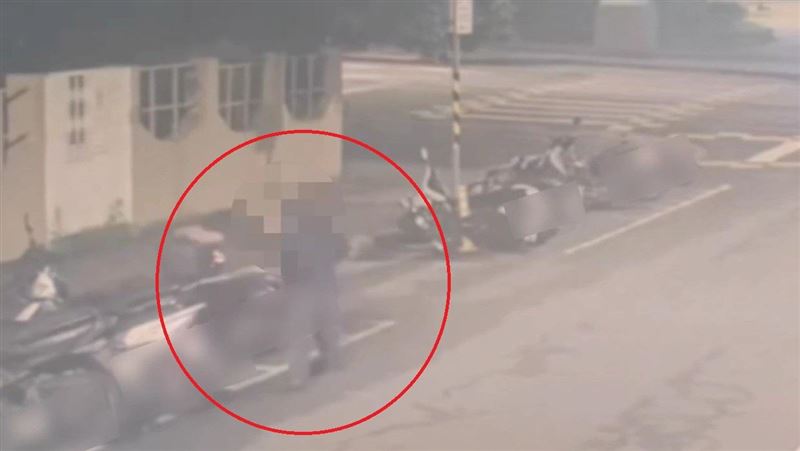 心情不好洩憤!北市男沿路「怒推56機車」