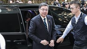 卓榮泰赴立院施政總質詢立法院會31日繼續進行施政總質詢，行政院長卓榮泰（左）上午率部會首長列席備詢。中央社記者鄭清元攝　115年3月31日