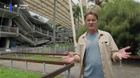 尼爾斯歐勒特別造訪台中921地震教育園區訪談當年的災民，深為他們從災難中重生的韌性所感動，也對大地的力量感到敬畏。(圖／TaiwanPlus提供）