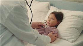 RSV非感冒！重症致死率比流感高　醫提9大族群要當心，疫苗、預防這樣做。（圖／醫健新聞網提供） 