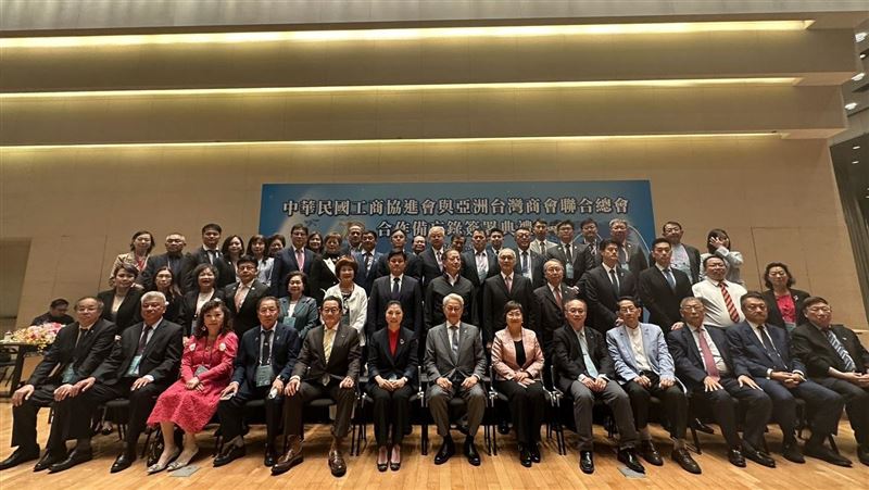 吳東亮開示 AI算力即是國力