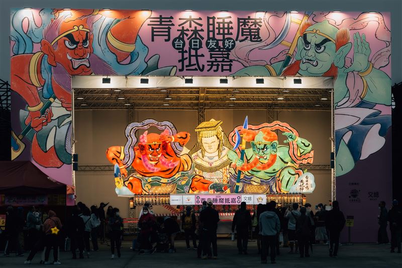 文總「2026台日友好 青森睡魔抵嘉」邀請日本睡魔師來台現地打造大型媽祖睡魔。（圖／文化總會提供）