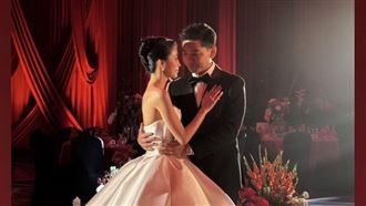 孔令奇宣佈結婚！老婆身份曝光是大馬名媛