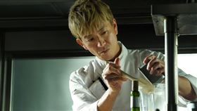 木村拓哉赴法國拍攝《型男主廚三星夢：巴黎篇》。（圖／海鵬影業提供）