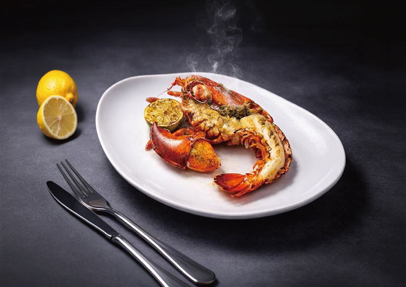 即日起至4月30日止，圓山牛排館點套餐還可優惠價680元加購半份波士頓龍蝦。（圖／飯店旅宿業者提供）