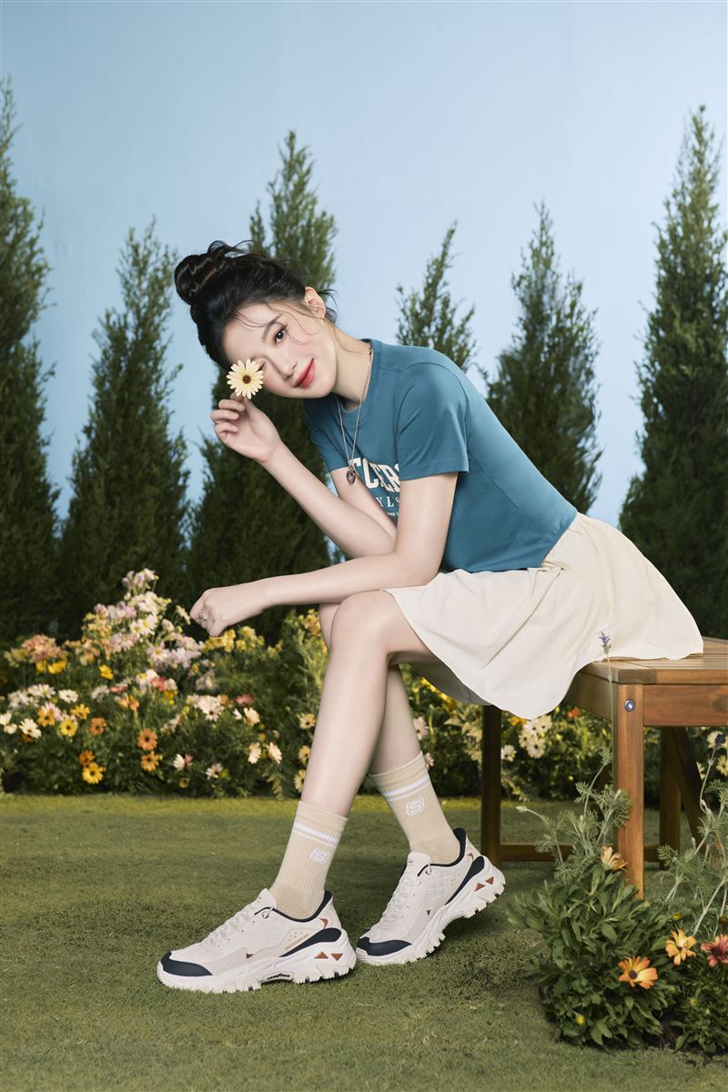 SKECHERS本季將品牌核心「舒適科技（Comfort Technology）」融入Urban Outdoor穿搭語彙。（圖／品牌業者提供）