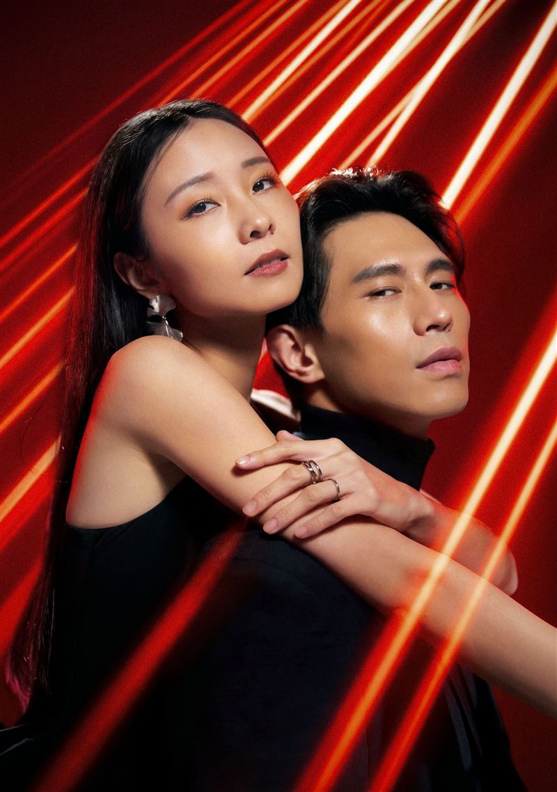 柏霖PoLin與陳忻玥合作新歌〈入圍者〉。(圖/索尼音樂提供)