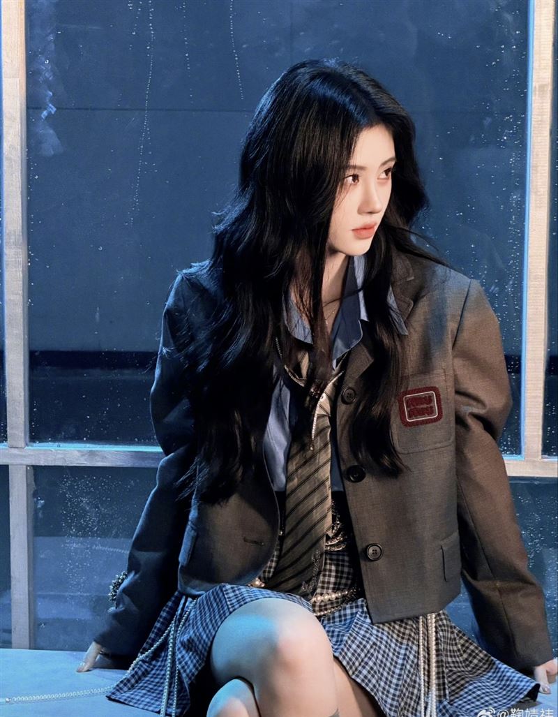 鞠婧禕遭檢舉逃漏稅。(圖/翻攝自微博)