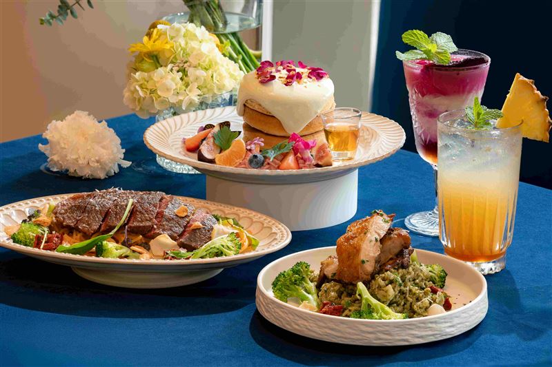 英格莉莉統一時代店獨家新品「花園秘境熔岩鬆餅塔」。(圖/英格莉莉提供)