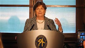 美國聯邦參議員跨黨派訪團記者會美國聯邦參議員跨黨派訪團31日在台北賓館舉辦記者會，美國聯邦參議院外交委員會民主黨首席議員夏亨（Jeanne Shaheen，另譯：夏欣）致詞並回應媒體提問。中央社記者楊堯茹攝　115年3月31日