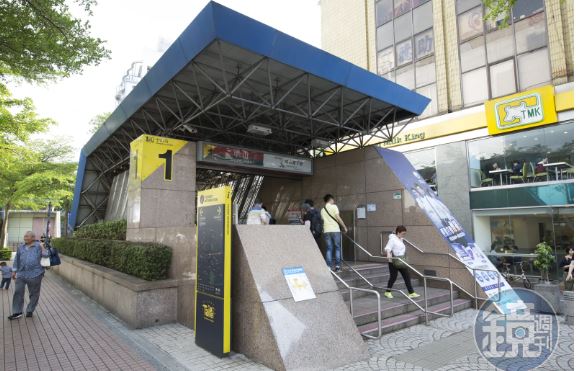 北捷中山站今下午驚傳列車發生巨大的「鞭炮聲」，數百旅客被請下車。（示意圖／資料照）