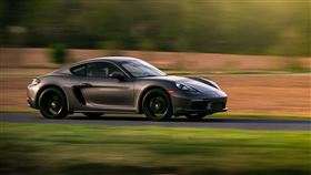 台美ART協定使美產車有望享零關稅，引發降稅期待。但經濟部憂衝擊國產供應鏈，反對全面降稅。目前僅13項國內無產製零件評估免稅，牌照稅改碳排計徵則因技術門檻暫難上路。（示意圖／PIXABAY）