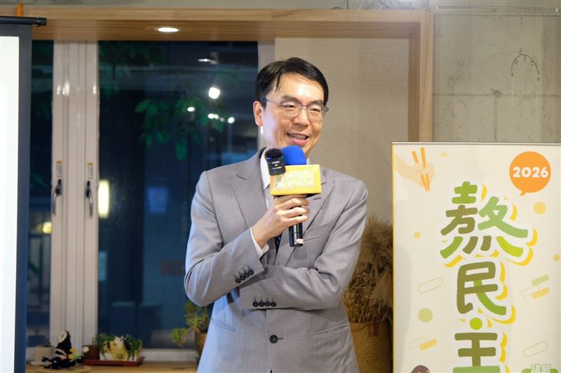 温世政表示，這次的參選，對他不是空降，而是終於有機會回家服務（圖／民進黨提供）