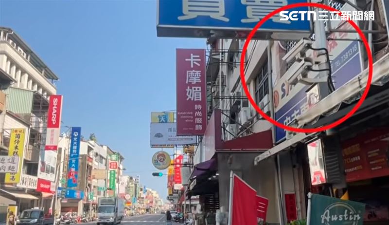 唯一一組監視器距離事發路口100公尺。(圖/翻攝畫面)