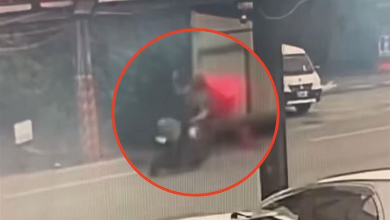 外送員舉右手自摔被輾斃 專家曝致命關鍵