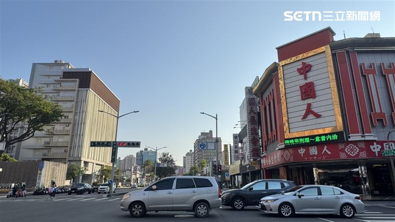 高雄,地主,中國人,養生會館,老司機,求售（圖／翻攝畫面）