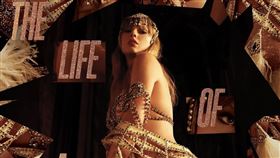 瑪倫韋德指控泰勒絲偷走自己「Showgirl」品牌名稱與概念（圖／翻攝自IG @taylorswift）