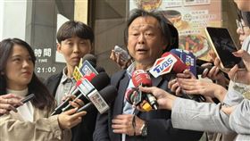 民進黨立委王世堅出席中常會前受訪（圖／記者劉秀敏攝影）