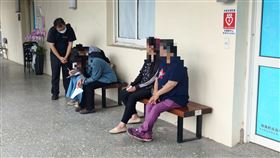 南投兄弟，雙屍案！巖姓兄弟，妻子，女兒，認屍(圖／翻攝畫面)