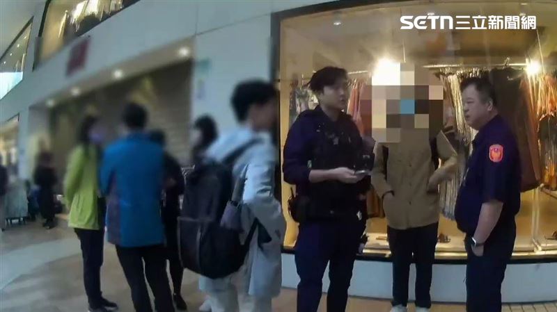 北市潘男行經捷運忠孝敦化站時被誤會偷拍不雅照。（圖／翻攝畫面）