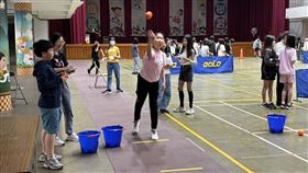 台中何厝國小出奇招！兒童節「上下課翻轉」送超長下課　家長大讚（圖／翻攝畫面）