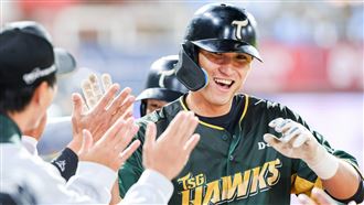 陳文杰睽違568天開轟　恰巧寫生涯第400安