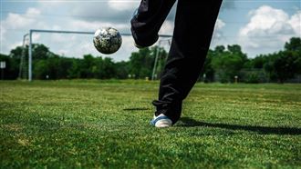 胸擋對手一擊！他突跪地心臟驟停送醫不治