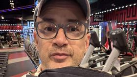 吳鳳來台20年，首年就得到憂鬱症。（圖／翻攝自吳鳳臉書）