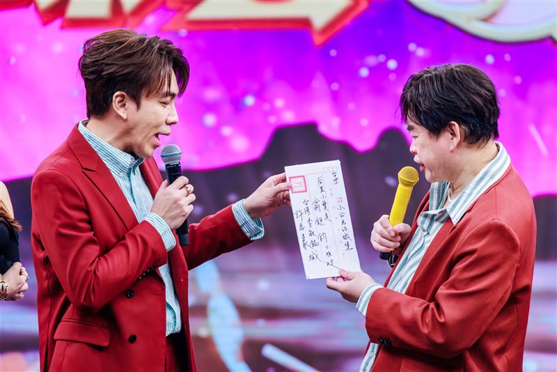 許志豪寫情書署名竟是「台灣李敏鎬」，當場引發眾怒。(圖／中視提供)