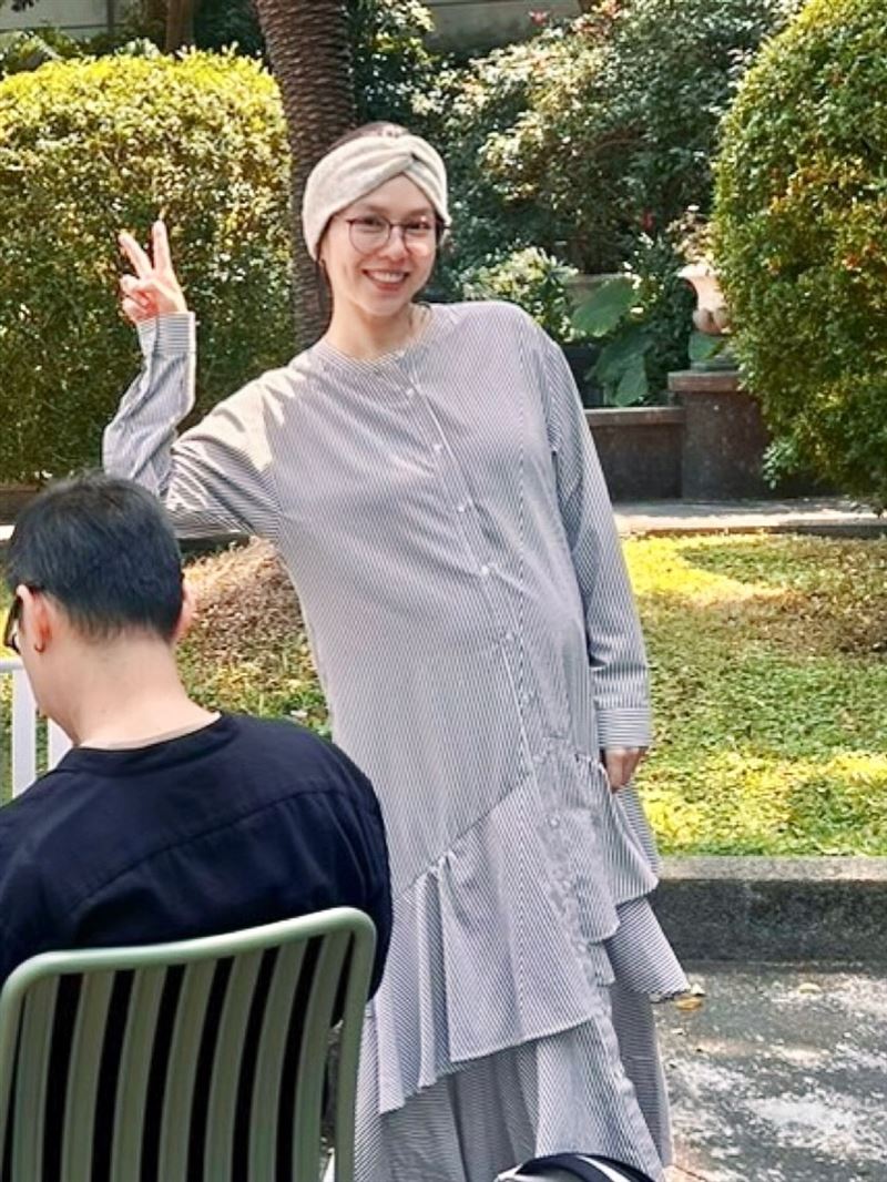 夏于喬孕肚曝光。（圖／翻攝自臉書）