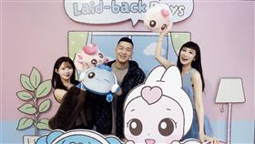 倩倩(左起)、草爺、蔡允潔出席韓國人氣IP「奇妙萌可 甜心生活樂園展」活動。（圖／像素匯提供）