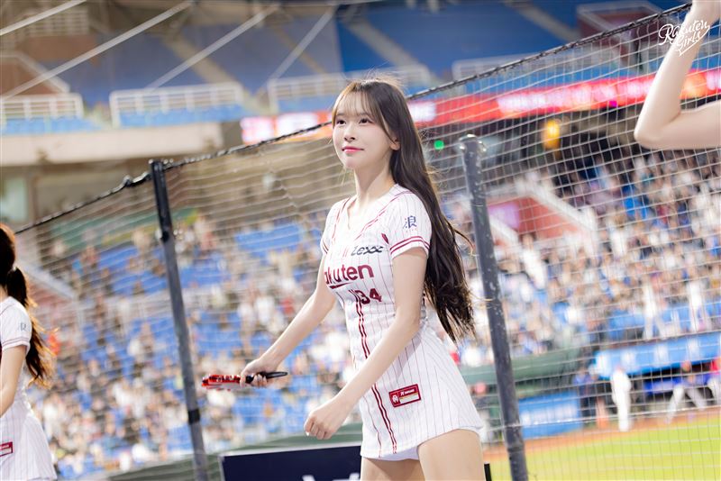 樂天女孩金佳垠（圖／樂天桃猿提供）